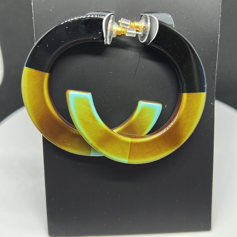 Panache Hoop Earrings NWT